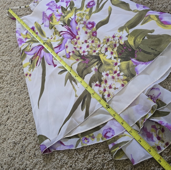 Jennifer Lopez Drape Back Top - Picture 7 of 8